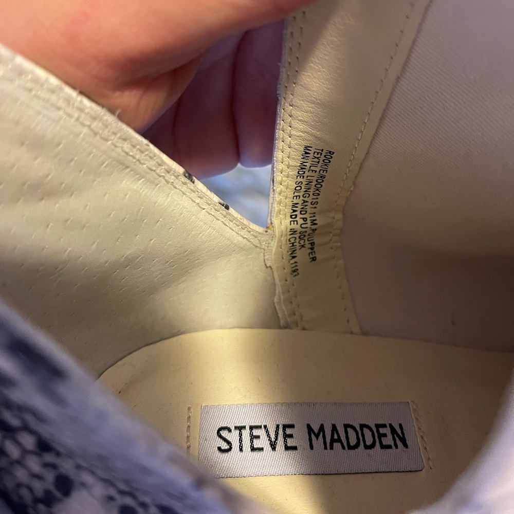 rookie bootie steve madden